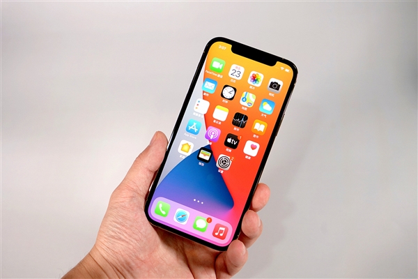 和田市苹果手机维修分享iOS 14.2修订版已到，专属iPhone 12系列 